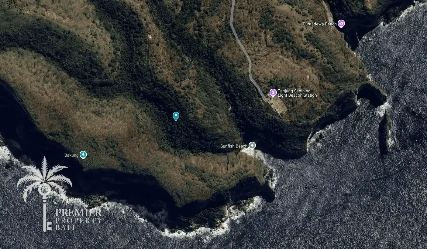 NUSA PENIDA SOUTH — 13,300 sqm on Nusa Penida's undeveloped southeast coast — Nusa Penida, Bali (photo 1)