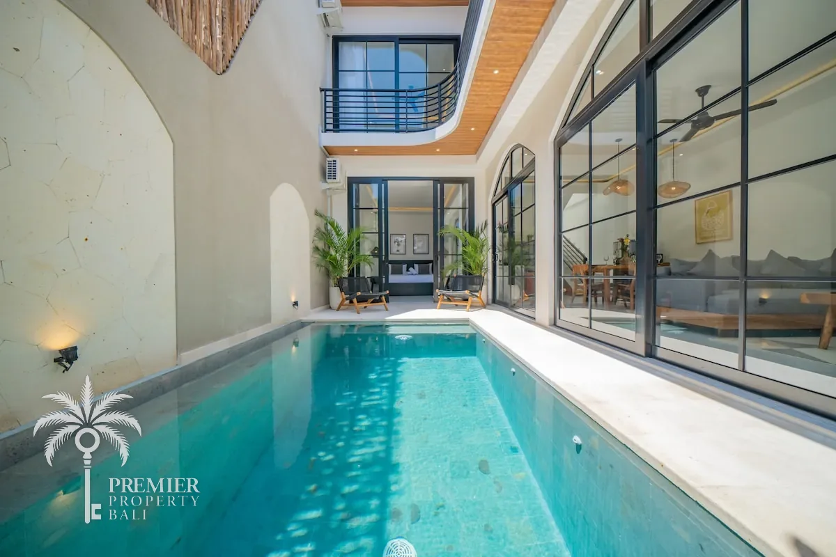 BERAWA NEST — contemporary 3BR twin villa with private pool and lush garden — Berawa, Bali (photo 2)