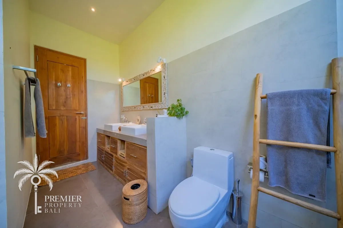 VILLA LEA — 4BR family villa with large private pool, tropical garden and gazebo — Seminyak, Bali (photo 5)