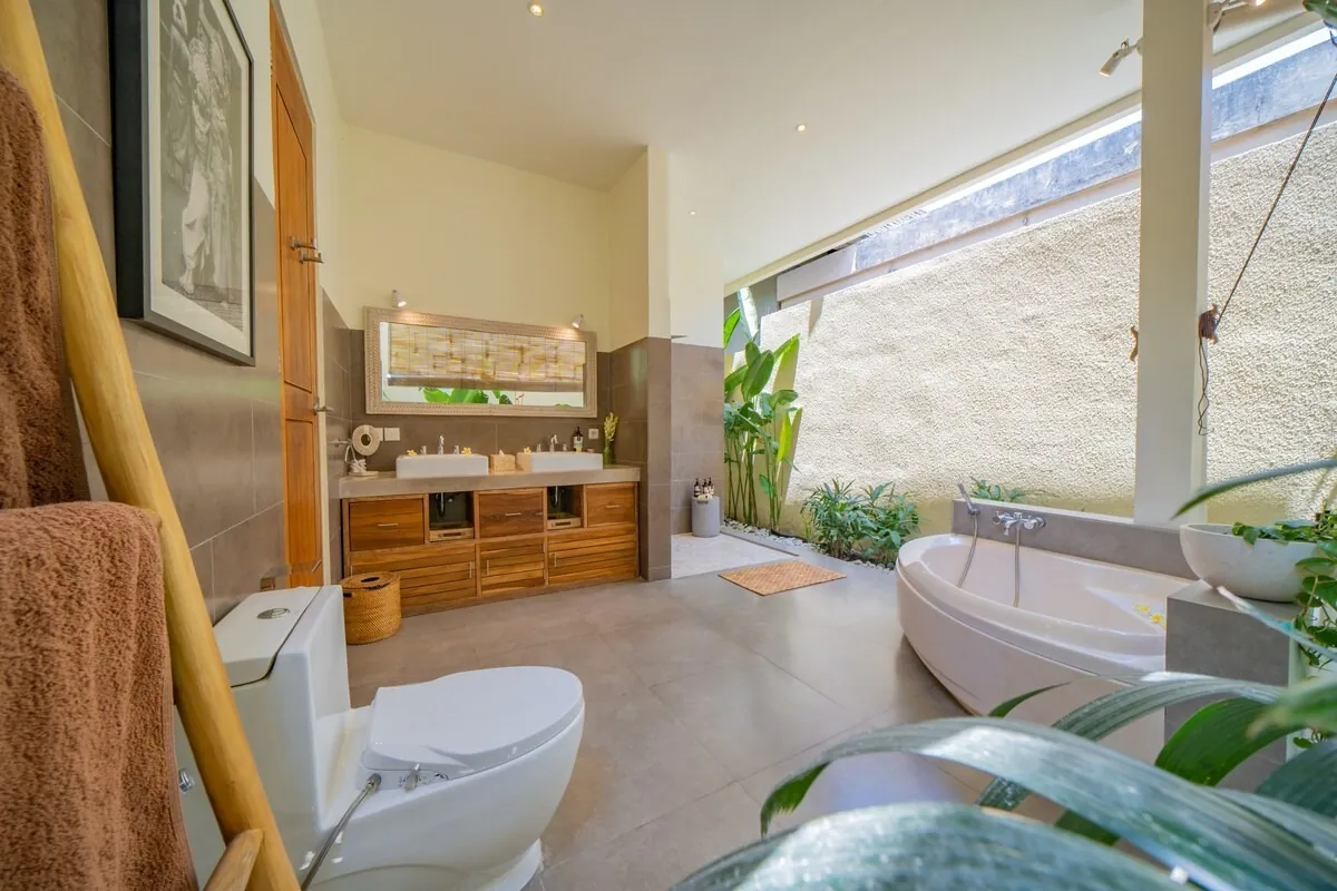 SEMINYAK GARDEN — 2BR Balinese-style villa with private pool and relaxing gazebo — Seminyak, Bali (photo 5)