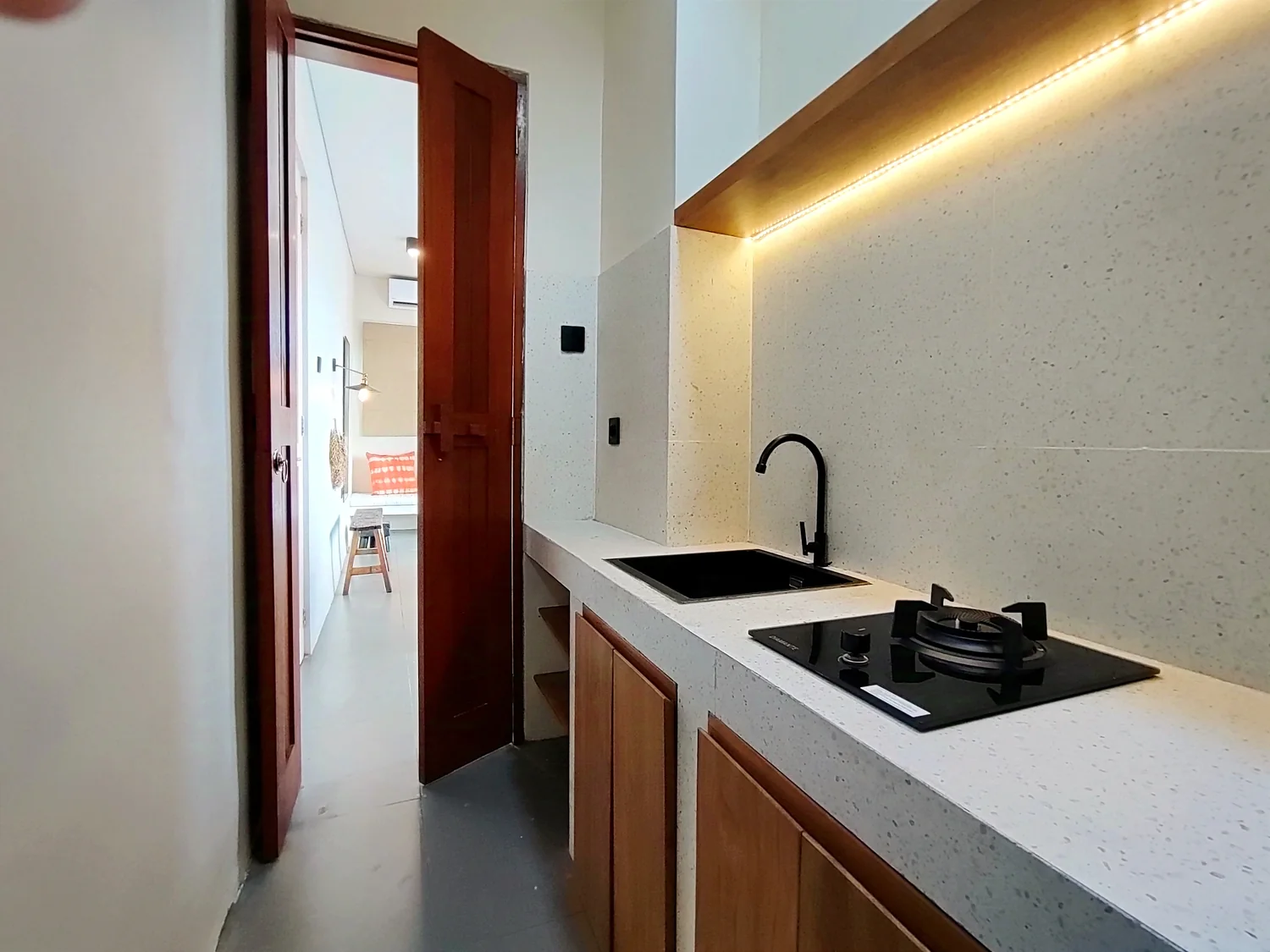 MEGAN STUDIO APARTMENT, Pererenan, Bali — photo 9