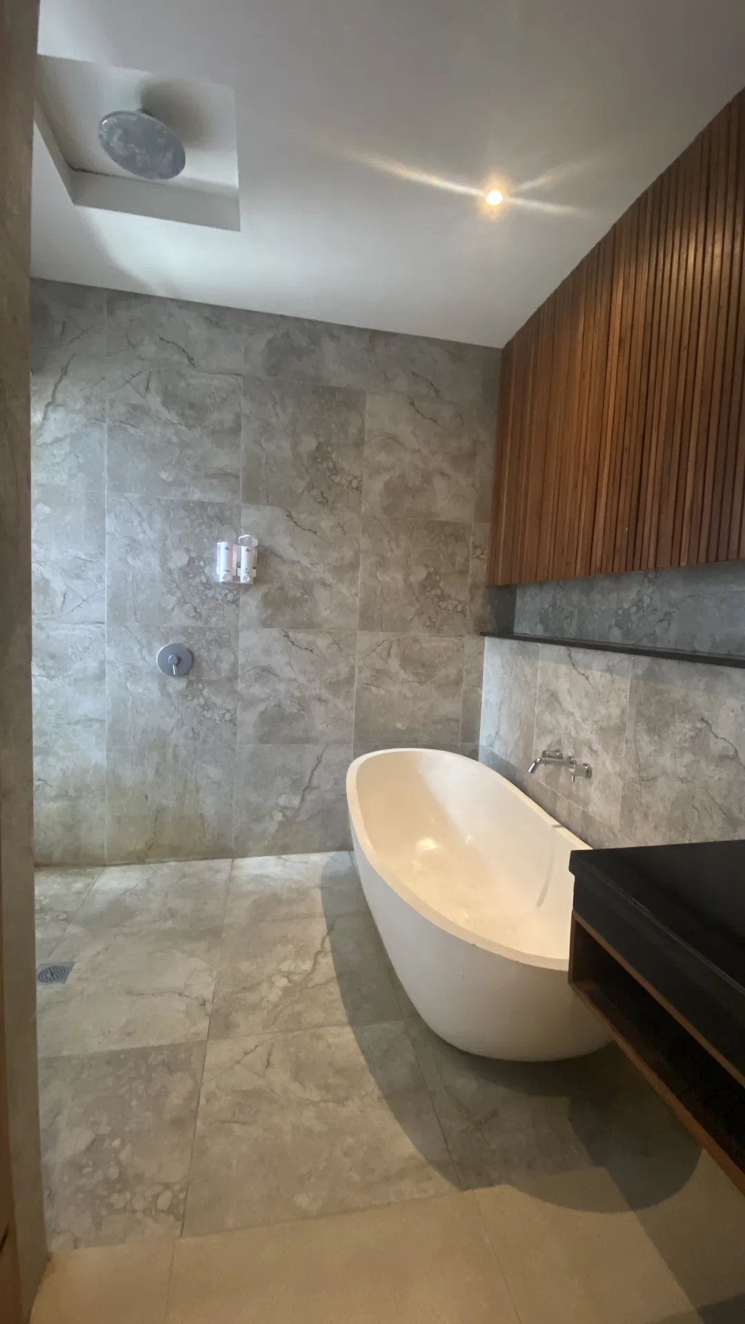PENTA OASIS — 5 private suites, one exclusive investment compound in Ubud — Ubud, Bali (photo 5)