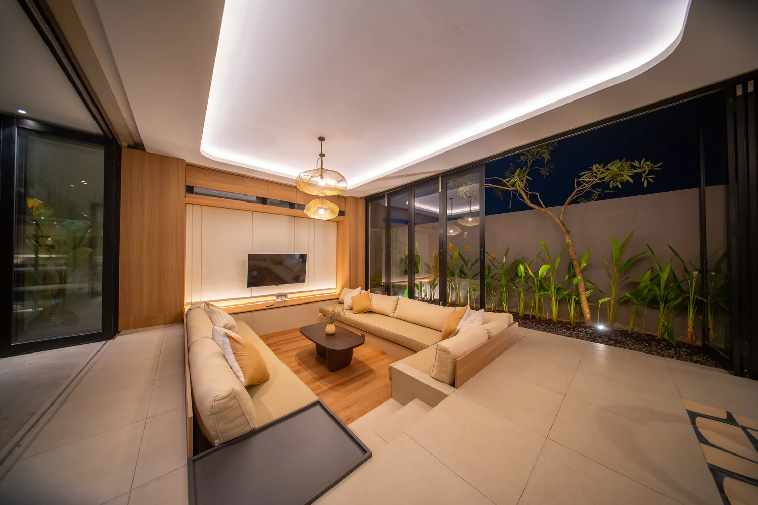 ALUNA • Ocean-view 4-bedroom villa in Ungasan — Ungasan, Bali (photo 1)