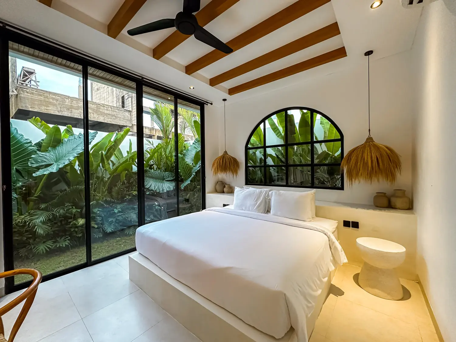 VERA VILLA, Pererenan, Bali — photo 17