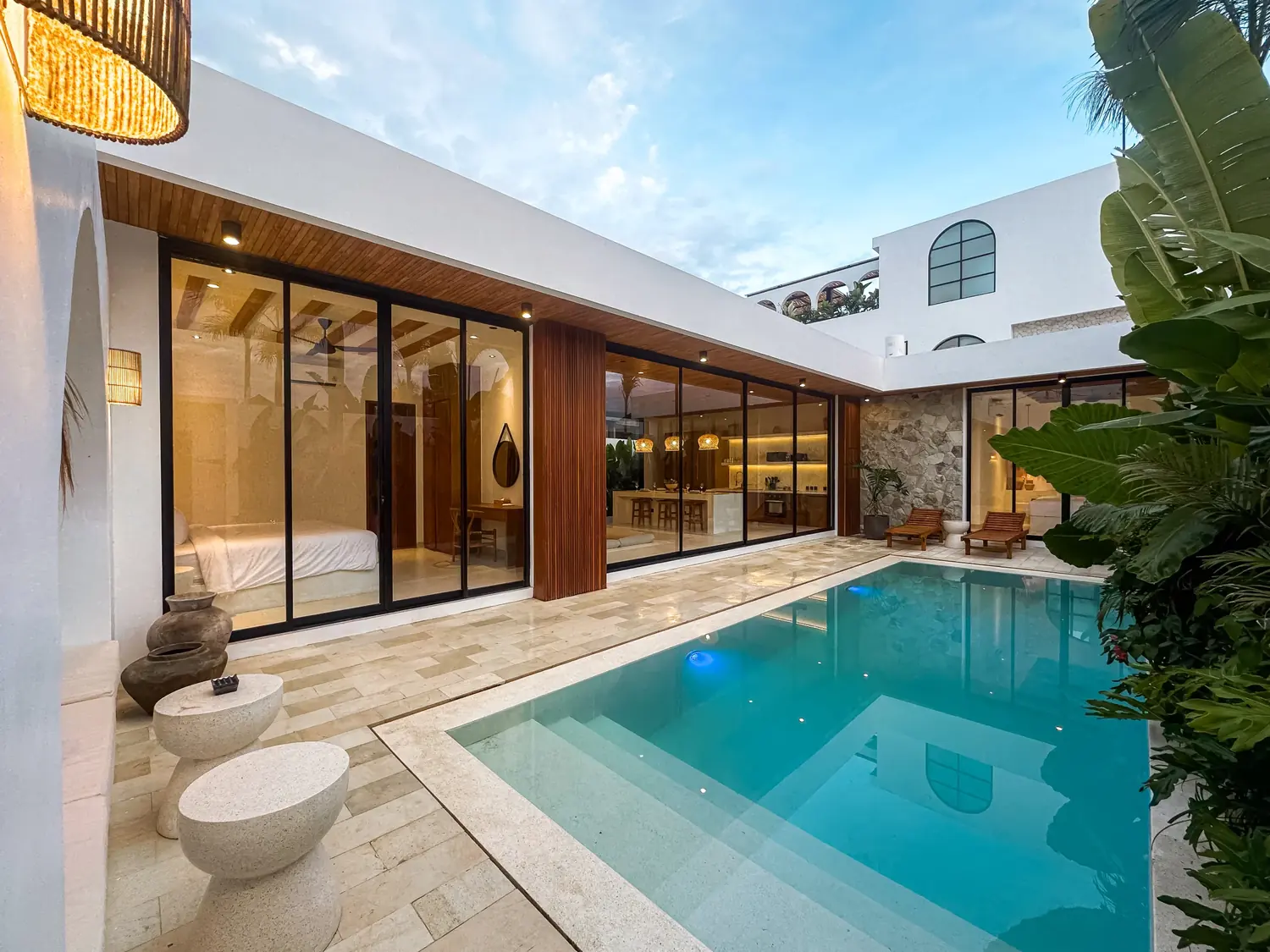 VERA VILLA, Pererenan, Bali — photo 2
