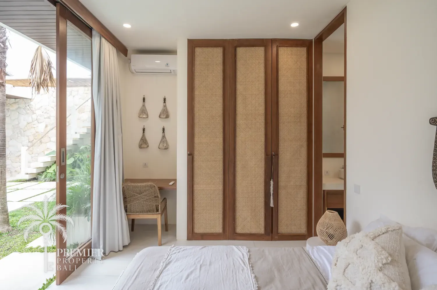 VILLA BAYUH, 2BR with private pool and roof terrace in north Pererenan, Pererenan, Bali — photo 15