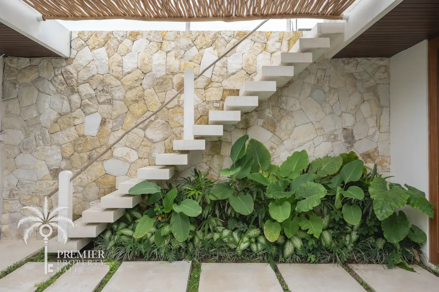 VILLA BAYUH, 2BR with private pool and roof terrace in north Pererenan, Pererenan, Bali — photo 17