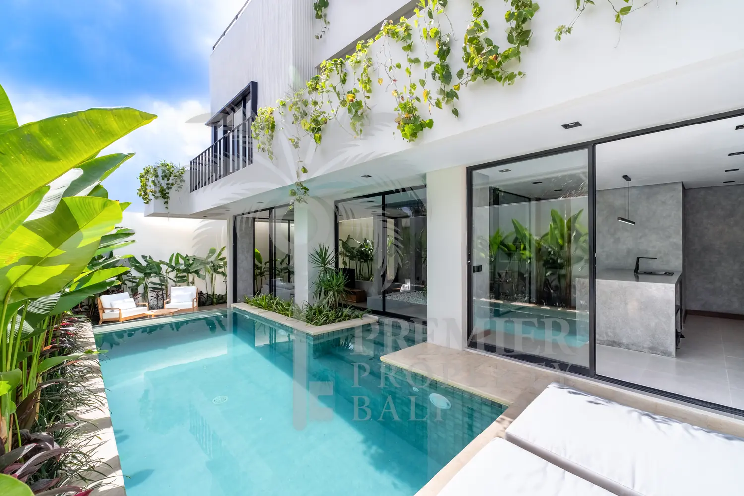 AVE FENIX VILLAS, 2 completed pool villas in Balangan, Balangan, Bali — photo 7