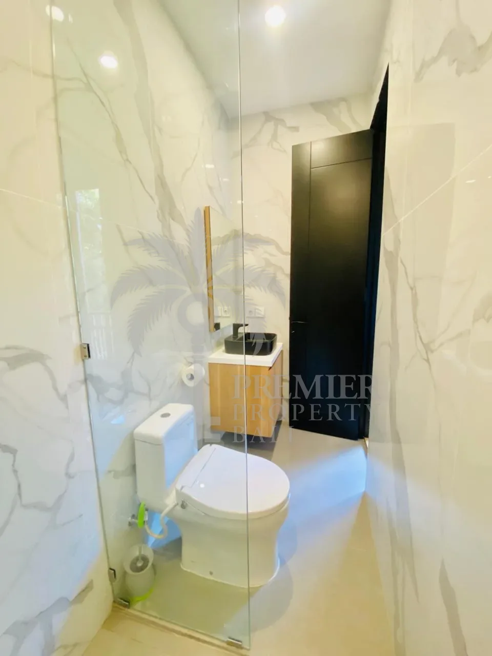NOVA — brand-new modern tropical 3BR villa with private rooftop — Ungasan, Bali (photo 4)