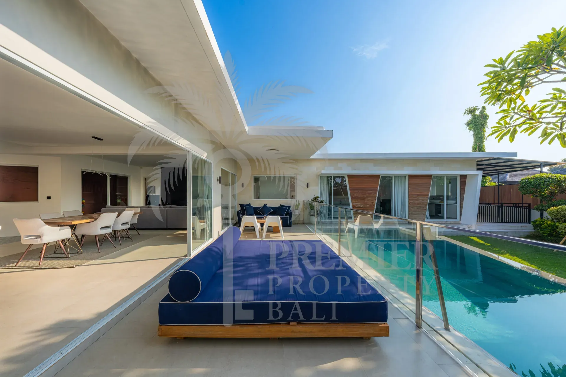 KIANA — 3BR family villa with 37-year guaranteed lease, fully furnished — Berawa, Bali (photo 5)