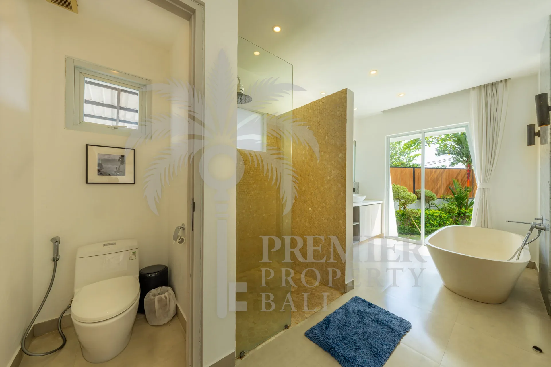 KIANA — 3BR family villa with 37-year guaranteed lease, fully furnished — Berawa, Bali (photo 4)