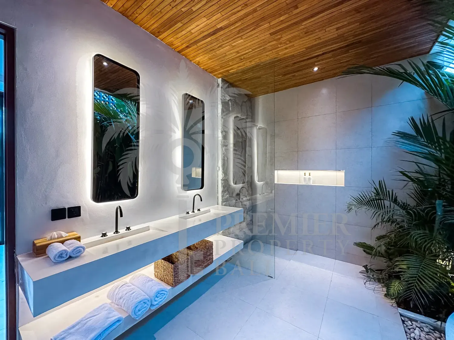 VERA VILLA • Completed 3-bedroom villa near Canggu — Pererenan, Bali (photo 4)