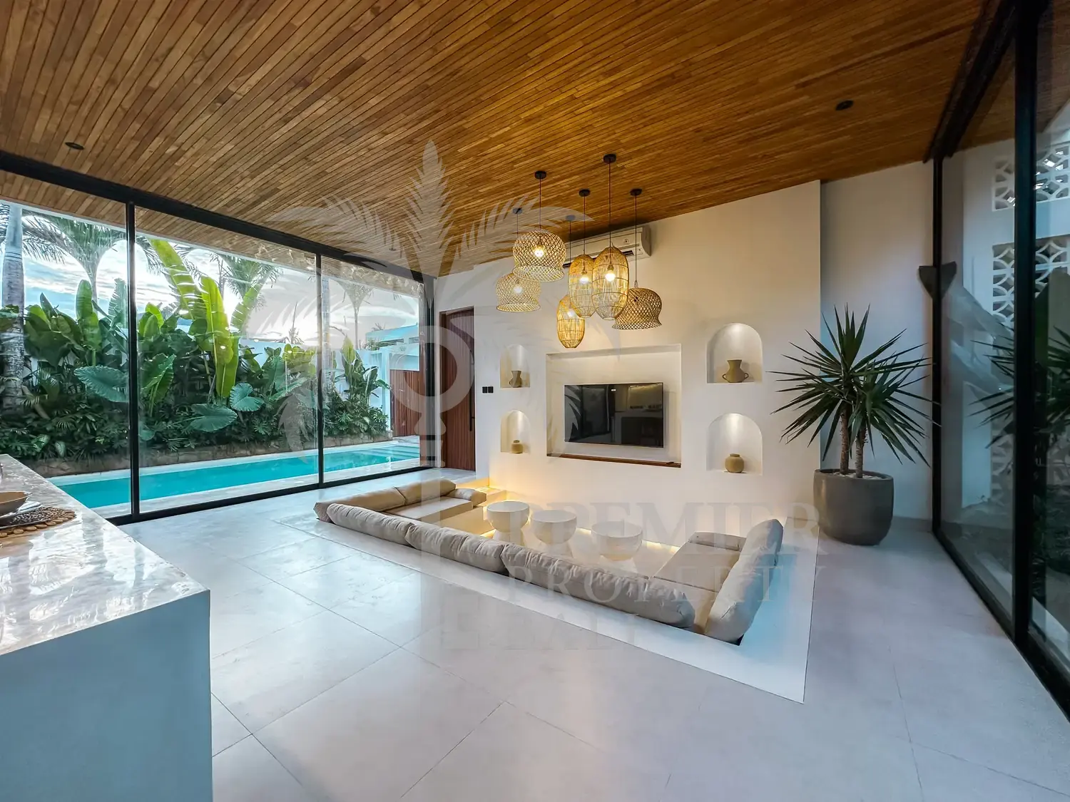 VERA VILLA, Pererenan, Bali — photo 13
