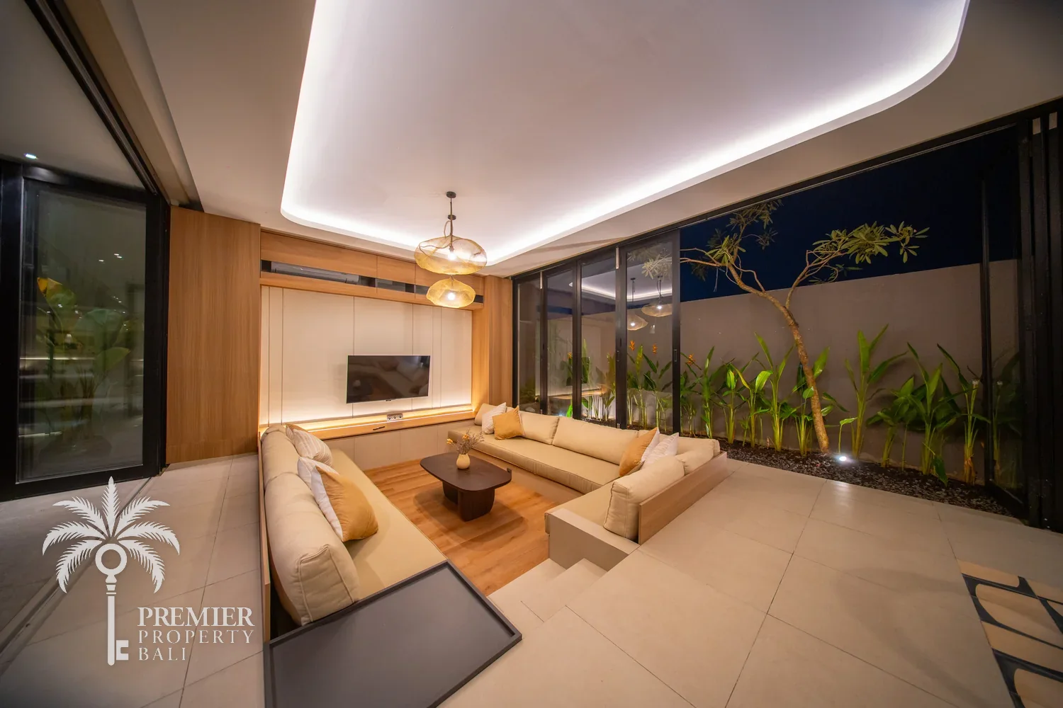 ALUNA • Ocean-view 4-bedroom villa in Ungasan — Ungasan, Bali
