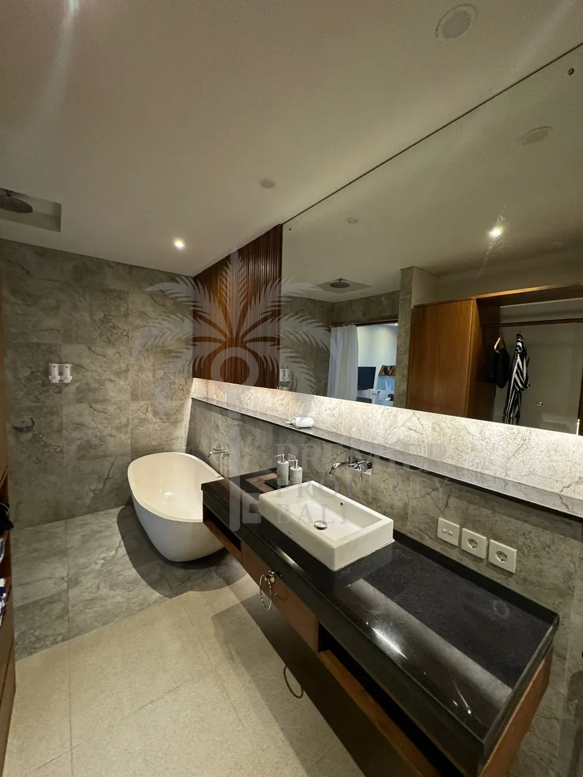 PENTA OASIS — 5 private suites, one exclusive investment compound in Ubud — Ubud, Bali (photo 3)