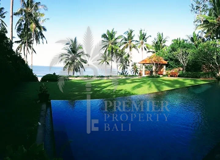 SALOKA — absolute beachfront freehold estate, 6 bedrooms, timeless Balinese design — Tabanan, Bali (photo 1)